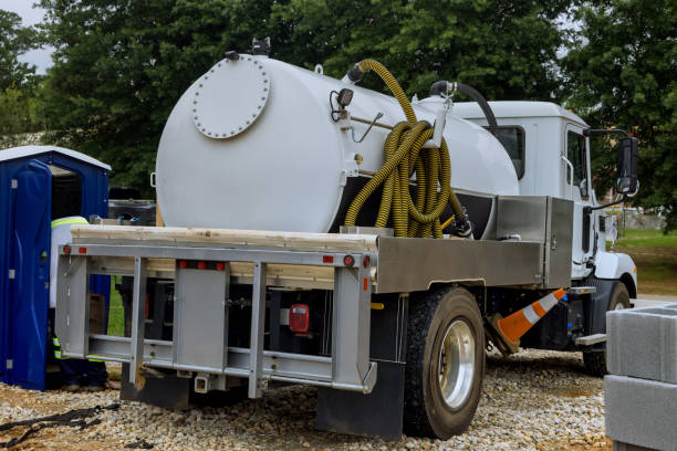 Portable Toilet Options We Offer in Clintonville, WI